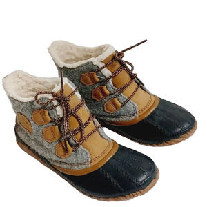 Sorel Women's Boot 8.5 NL3150-052 Out 'N About Plus Quarry Shearling Snow Duck